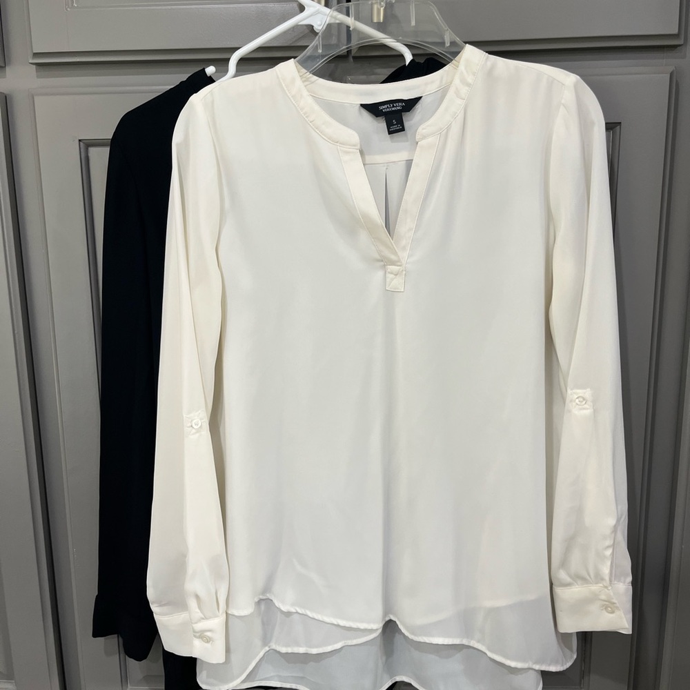 2 for 1 Women’s Blouse! White and Black Long-Sleeve Blouses Simply Vera Wang